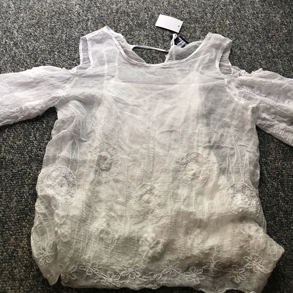 Le Marais White floral top